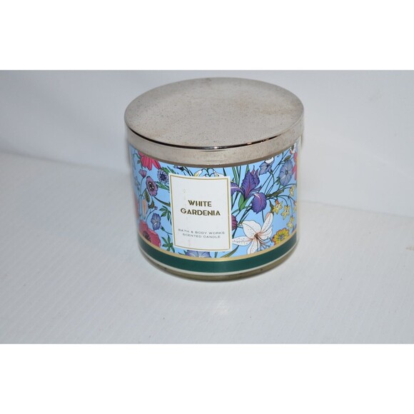 Bath & Body Works Three Wick Candle White Gardenia Floral 14.5 Jar - Picture 2 of 5